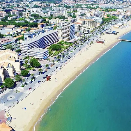 Coeur De Frejus, 3 Pièces Climatisé Avec Piscine, Terrasse, Barbecue * Fréjus